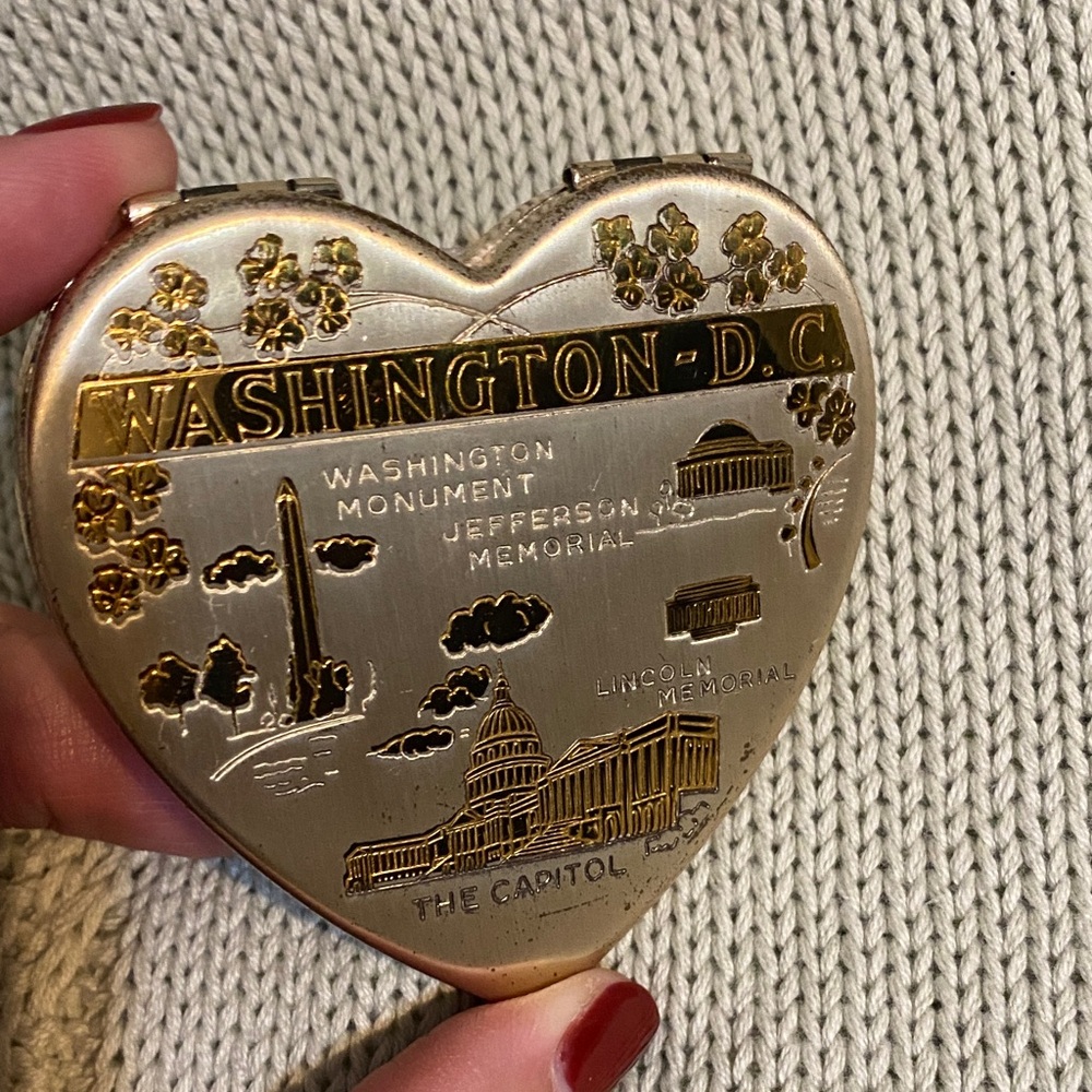 Vintage Heart-Shaped Souvenir Compact Washington D.C.